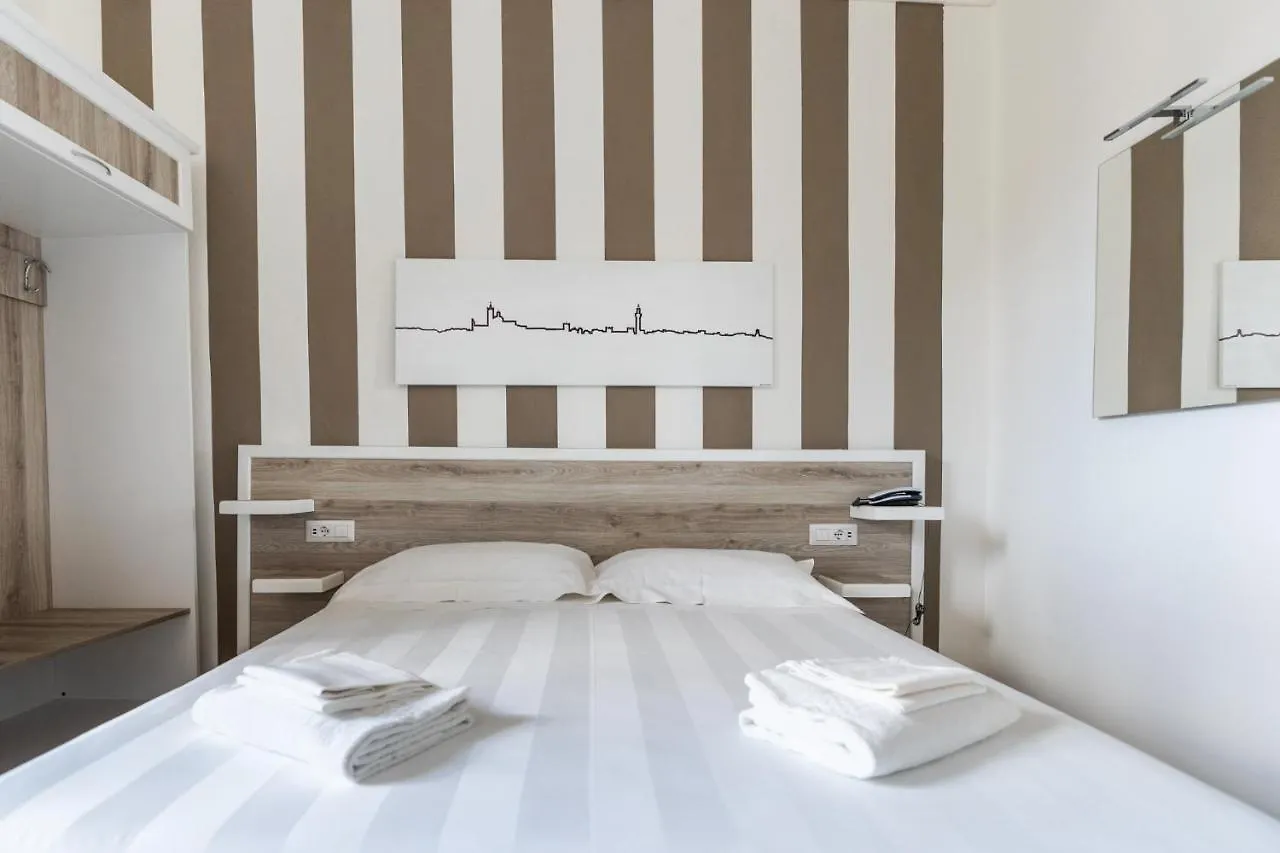فندق Albergo Centrale سيينا