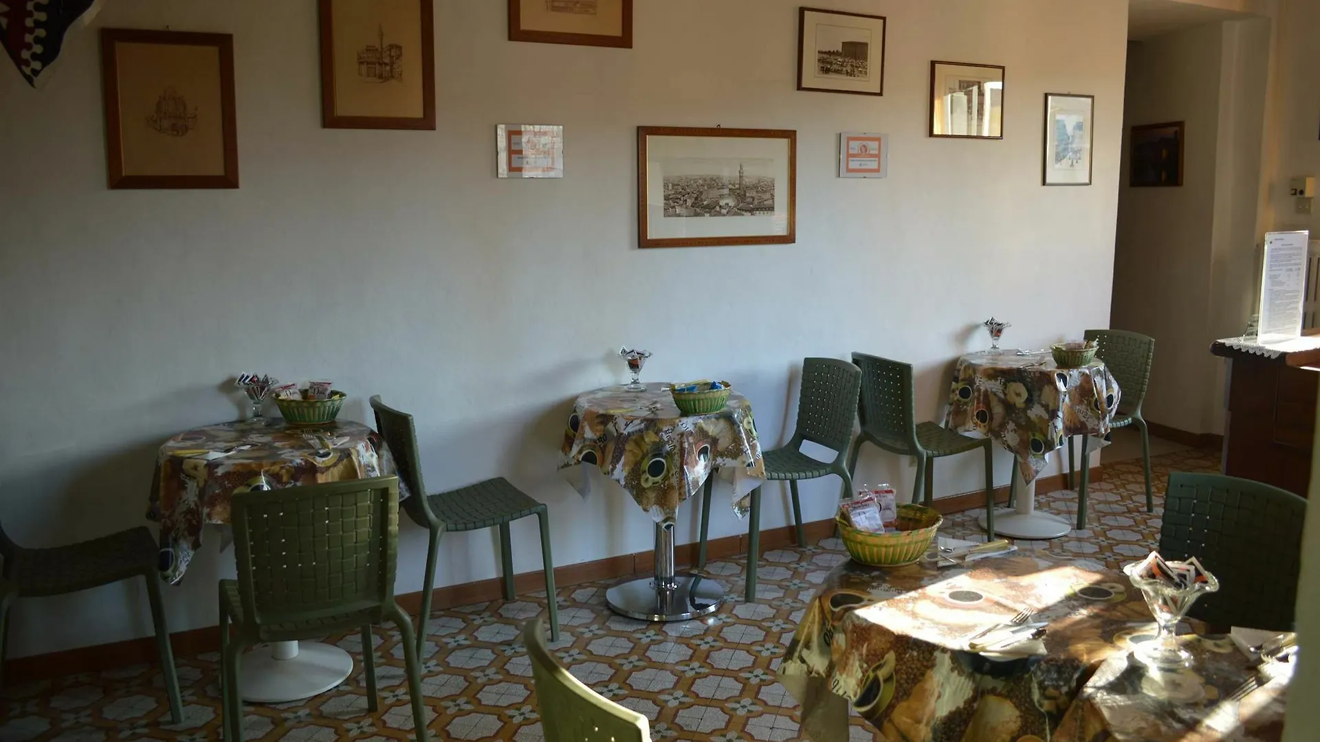 فندق Albergo Centrale سيينا